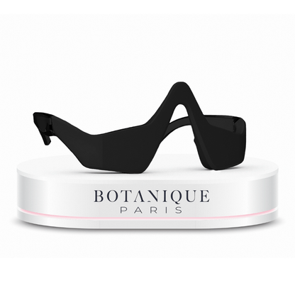 LumaEye device in black